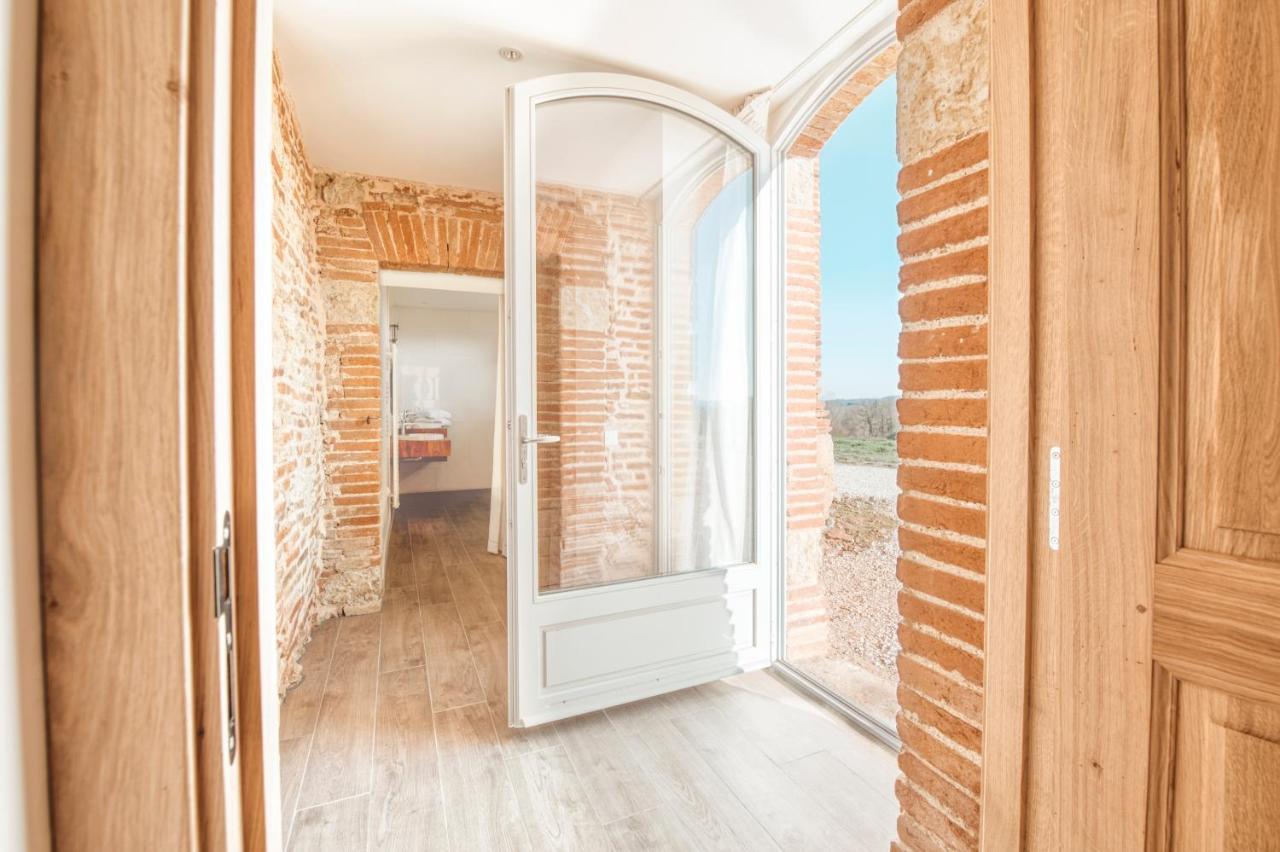 Escons Domaine De Charme Hotel Saint-Sulpice-sur-Leze Exterior foto